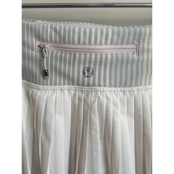 Lululemon Pleat to Street Striped Waistband Mid-Rise Skort White Women's Size 10 - Picture 4 of 7
